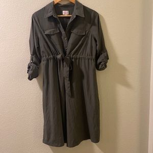 Maternity dress, button and tie front, size Small
